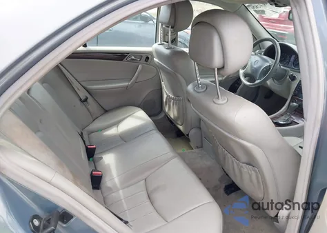 2006 Mercedes-Benz C 350 Luxury/Sport from USA, damaged, VIN WDBRF56H16F737289